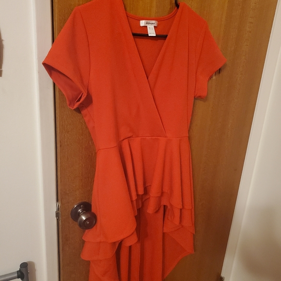 Clothing - Picture 7 of 10